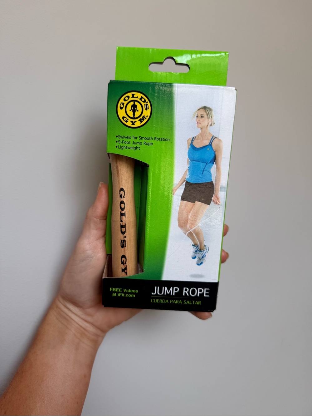 Gold’s Gym Jump Rope 9 Ft Wooden Handles Lightweight NIB